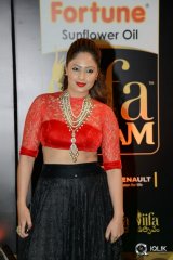Nikesha Patel at IIFA Utsavam 2016